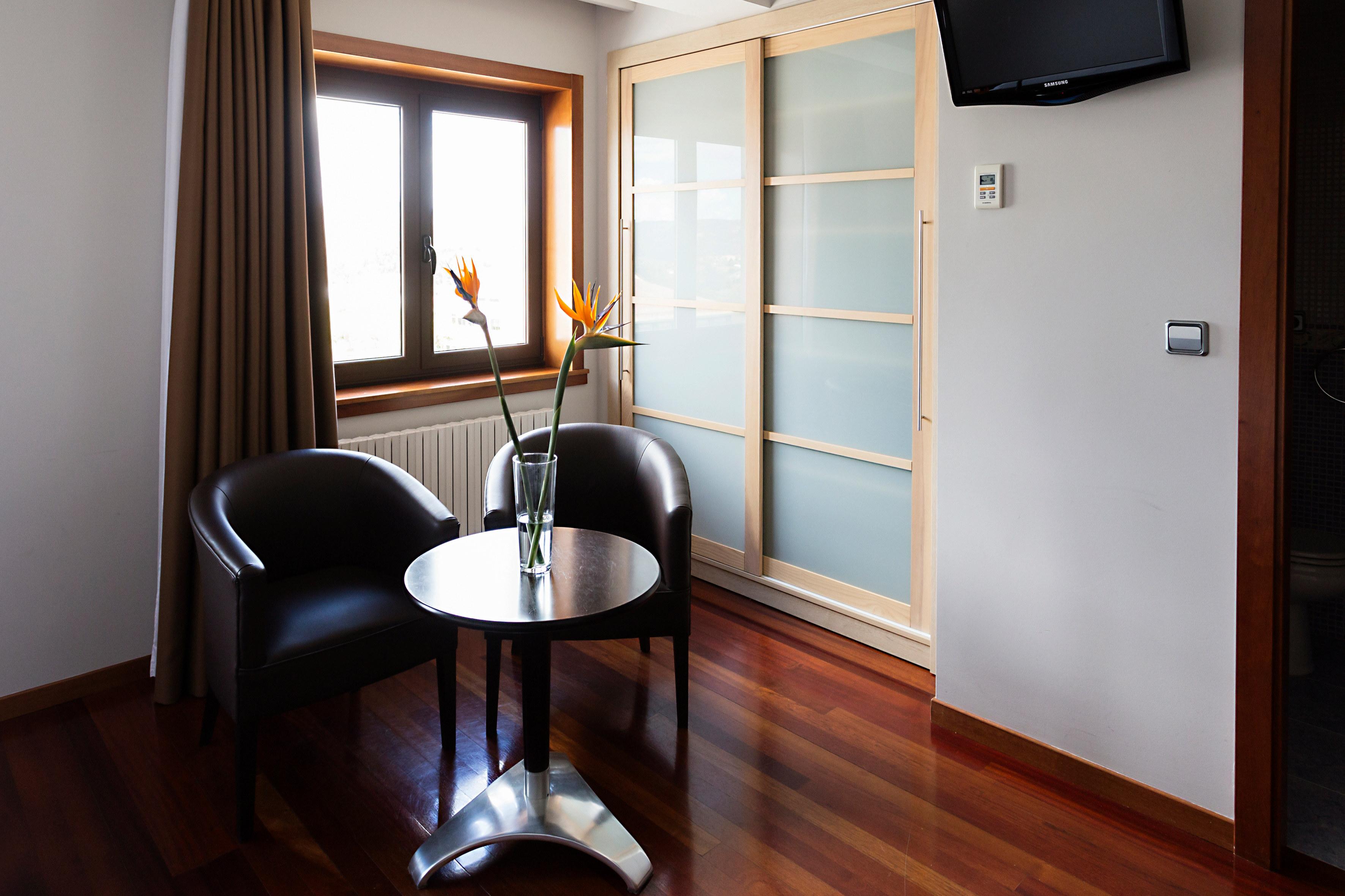 Hotel Valencia Ferrol Exteriör bild
