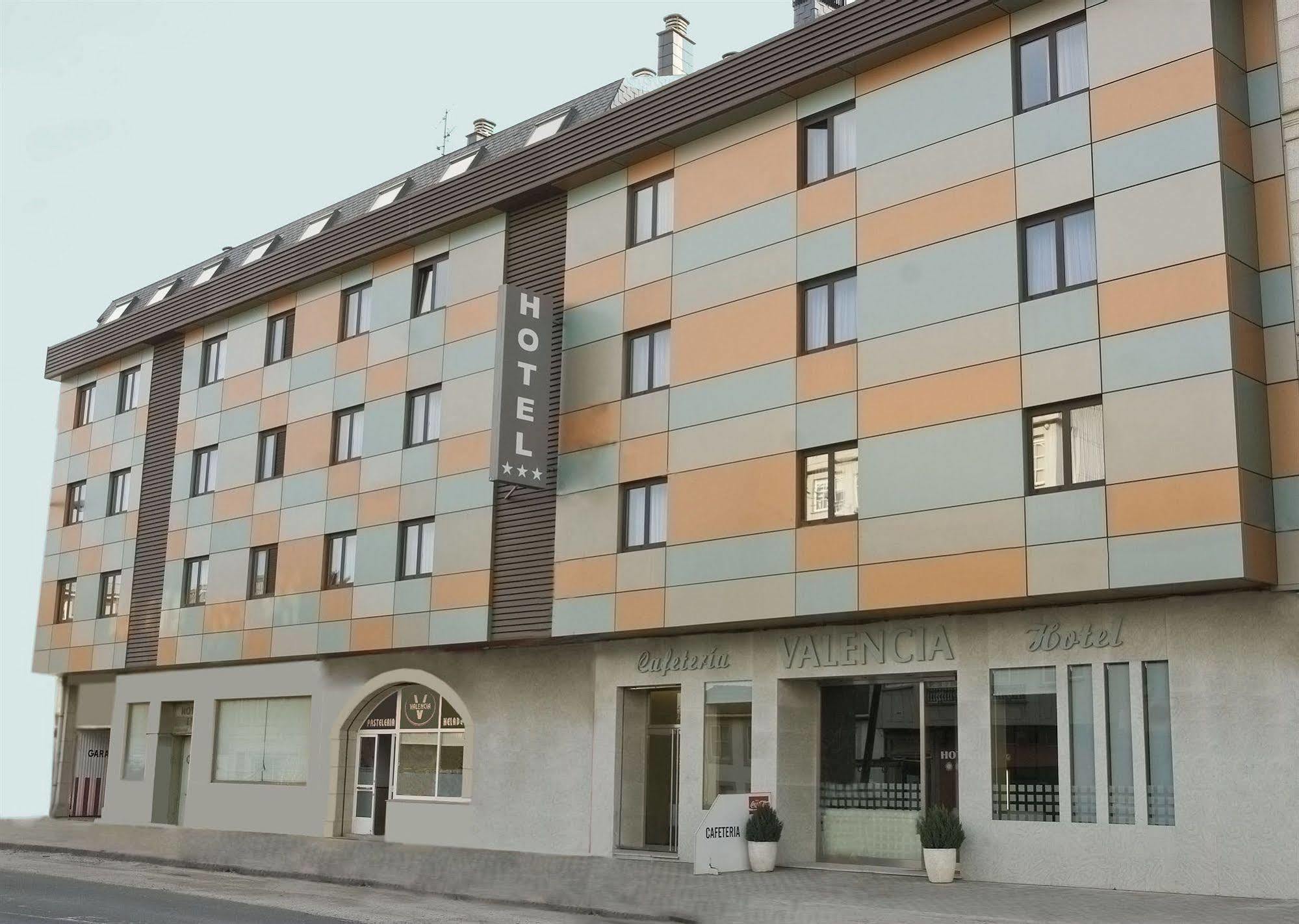Hotel Valencia Ferrol Exteriör bild